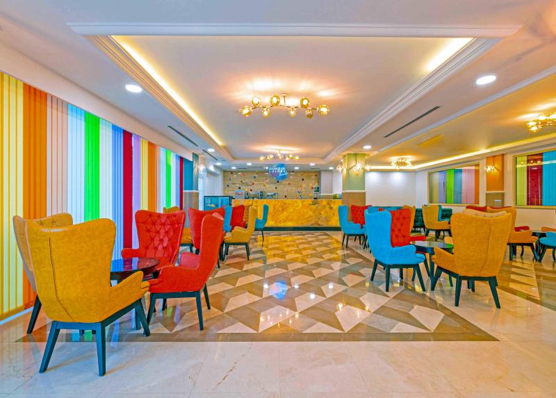 CRYSTAL CLUB WORLD OF COLOURS HOTEL
