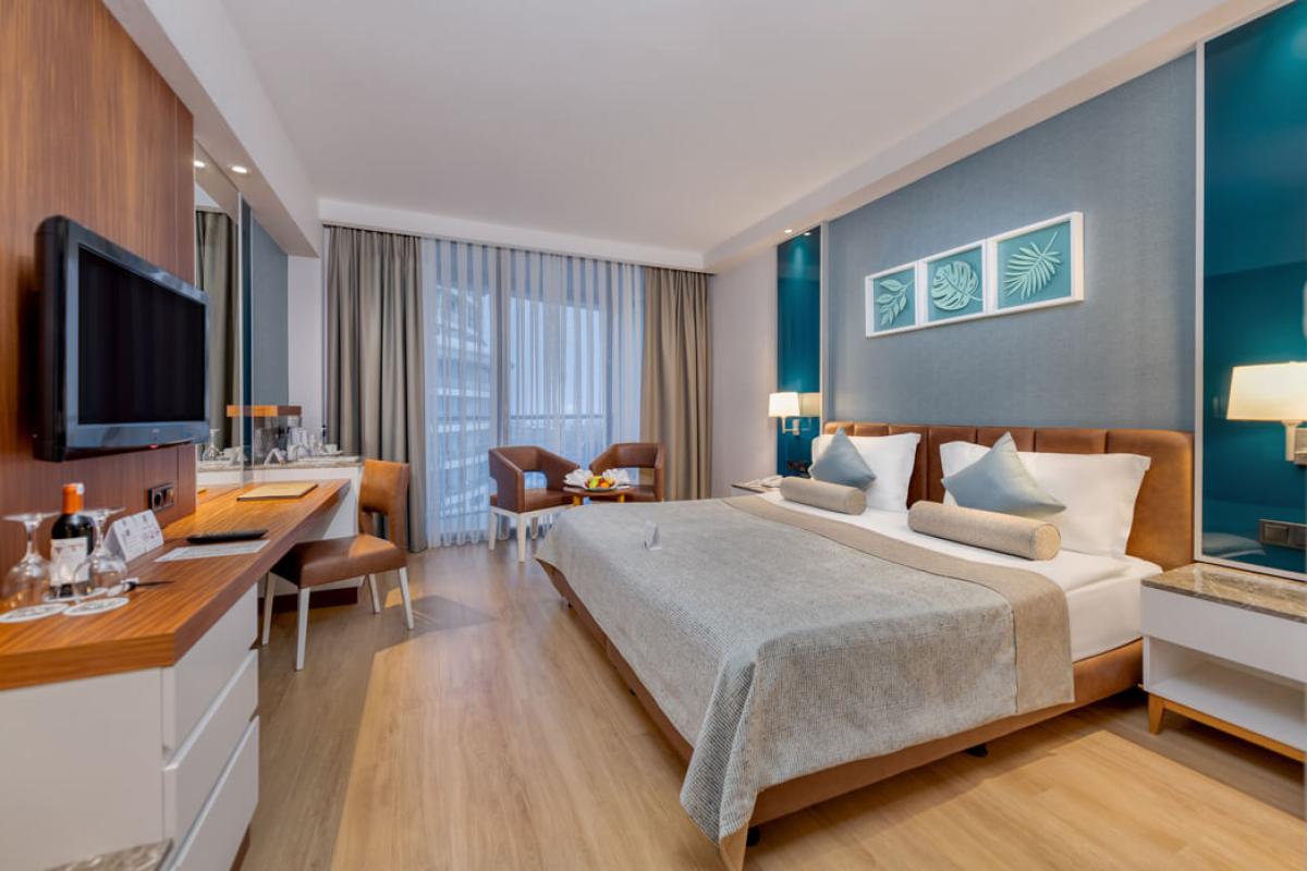 BAIA LARA HOTEL