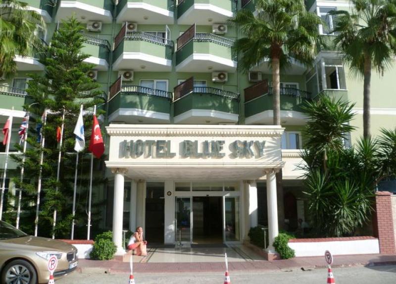 BLUE SKY Hotel