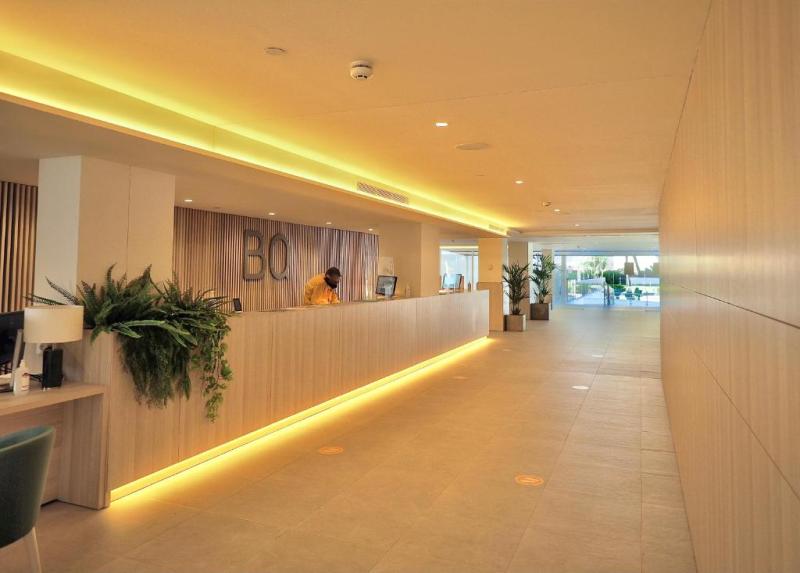 BQ BELVEDERE HOTEL