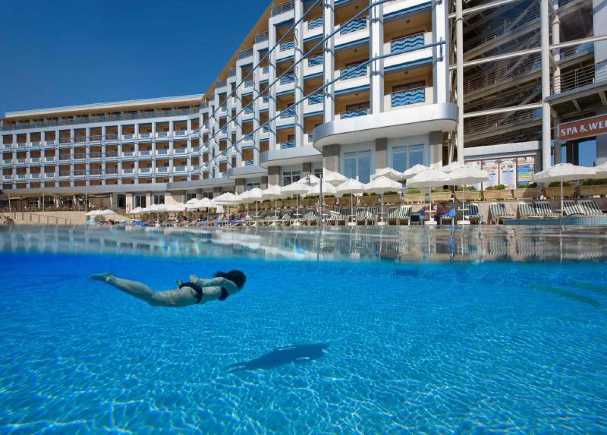 GRAND KAPTAN HOTEL