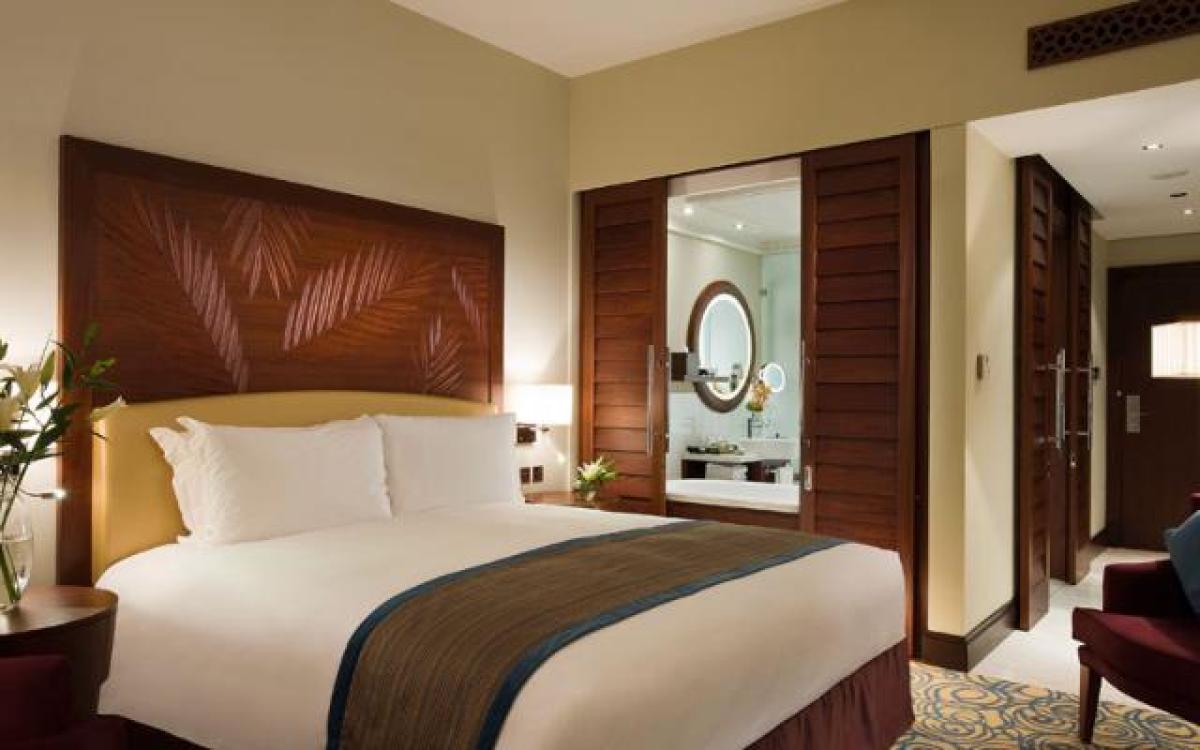 SOFITEL DUBAI JUMEIRAH BEACH HOTEL