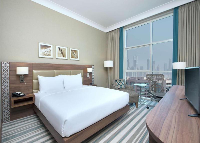 HILTON GARDEN INN DUBAI AL MINA HOTEL