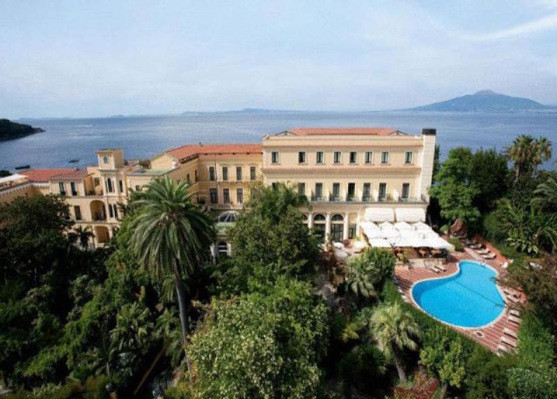 IMPERIAL HOTEL TRAMONTANO Hotel