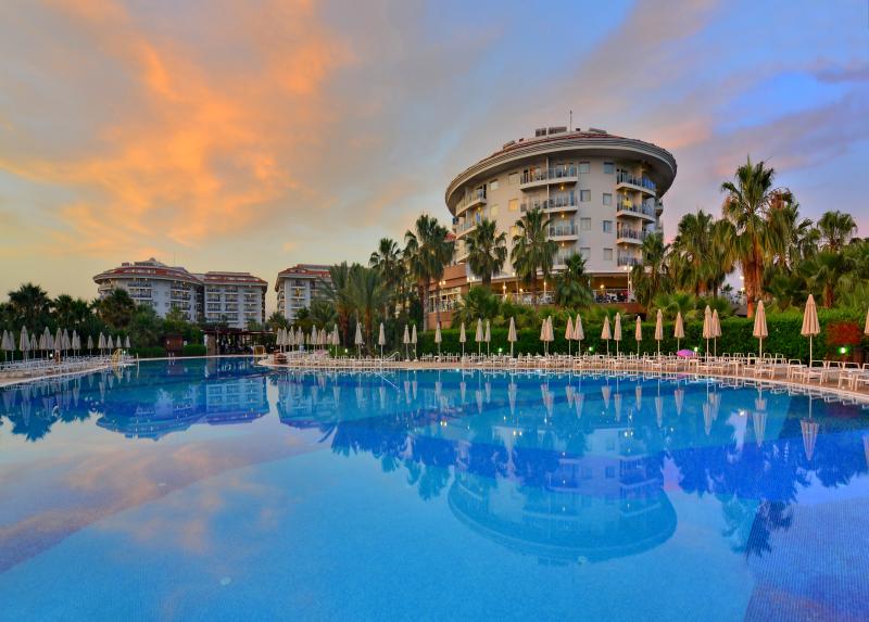 SEADEN SEA WORLD RESORT & SPA HOTEL