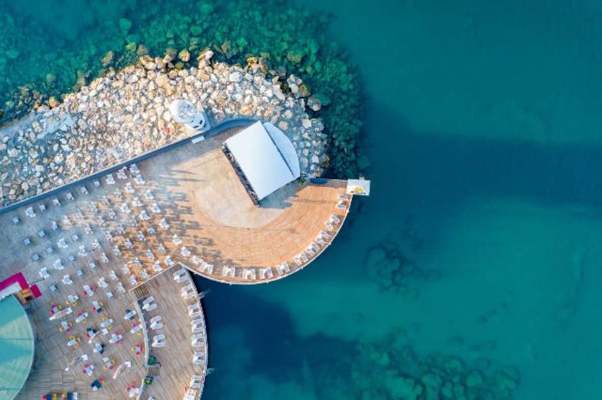MYLOME LUXURY HOTEL & RESORT Hotel - Turistička agencija Ponte Travel